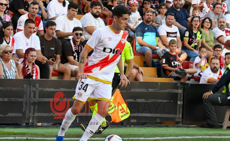 Camello se asienta como delantero titular en el Rayo de Francisco 1 Camello