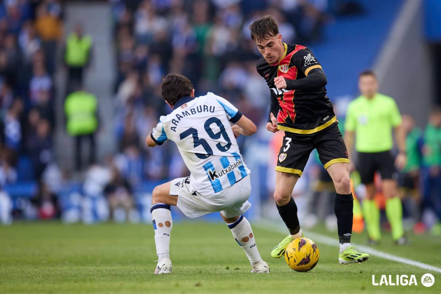 Chavarría suplió a Álvaro García en el once titular frente a la Real Sociedad 1 img 2003 1