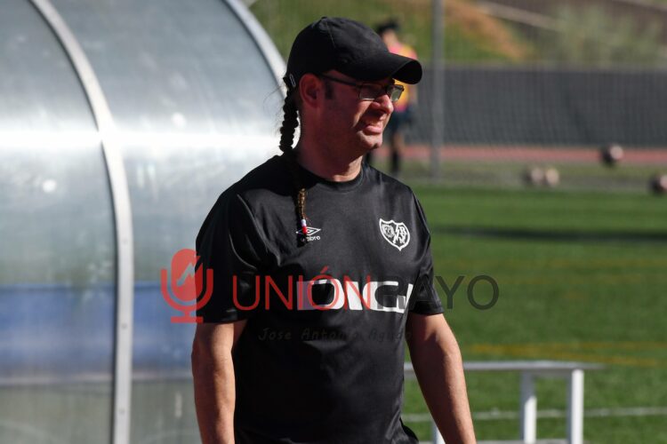 Jorge Vallejo deja de ser entrenador del Rayo Vallecano B 1 image00007