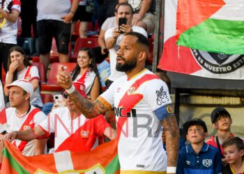 Bebé Rayo contrato