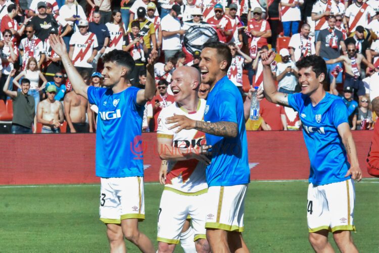 Óscar Valentín , Isi, Trejo capitanes Rayo