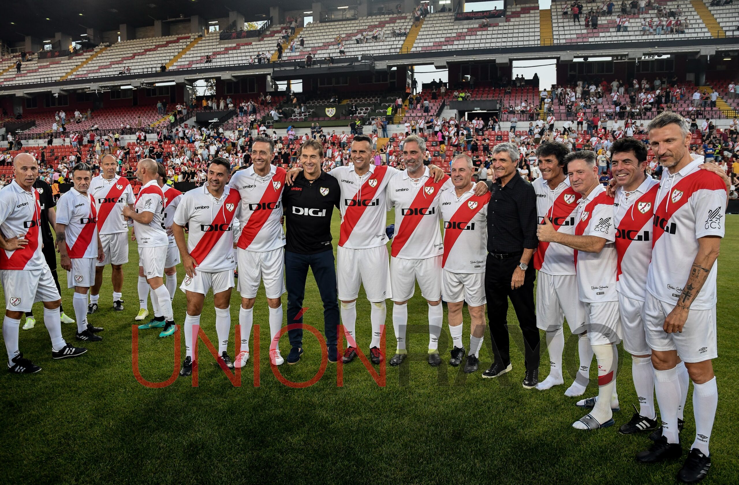 dsc 4799 original 1 scaled