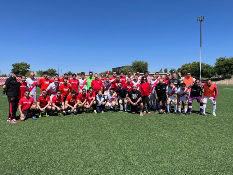 Los veteranos del Rayo juegan su particular partido anual a favor del banco de alimentos 1 img 2130 1