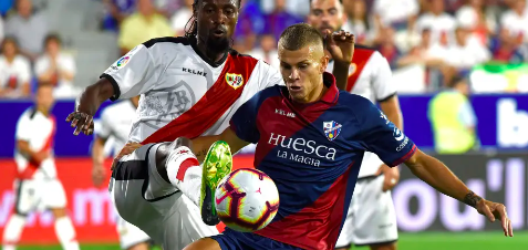 El exrayista Samuele Longo deja la Ponferradina y ficha por el filial del Milan 1 Samuele Longo