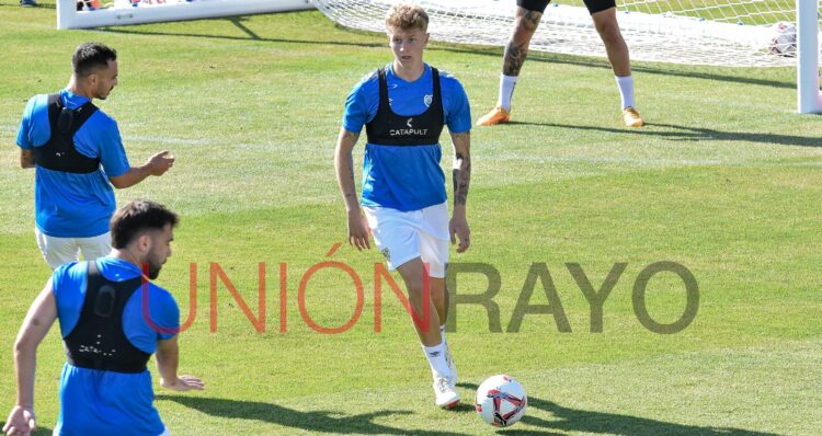 Pelayo sobre su fichaje por el Rayo: "Mostraron interés dándome cuatro años y eso me da mucha tranquilidad" 1 Pelayo