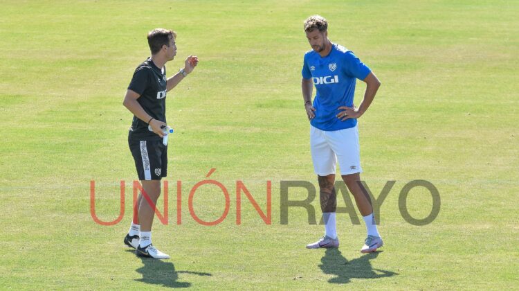 El Rayo Vallecano necesita agilizar las salidas 1 DSC 8238