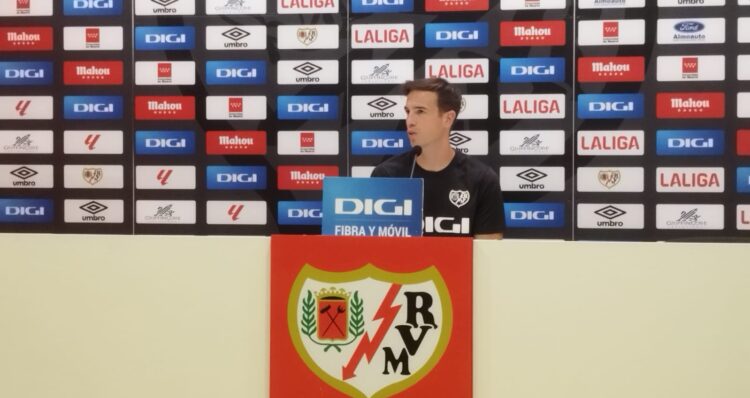 Íñigo Pérez en la previa ante la Real Sociedad: "Quiero a un Rayo capaz de ahogar al rival en su área" 1 Íñigo Pérez
