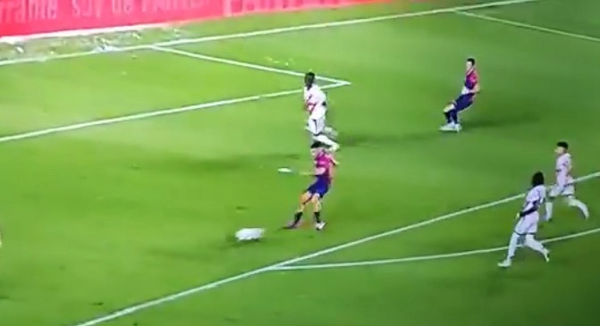 Pasividad defensiva de Ciss en el 1-1 ante el Barcelona 1 img 5195 1