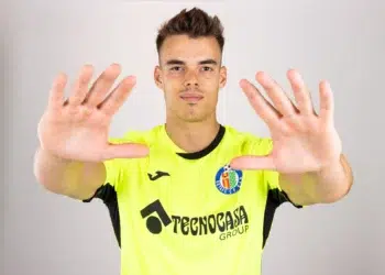 2189b25f df4d 4847 aaf6 2c7fcc22d229 44