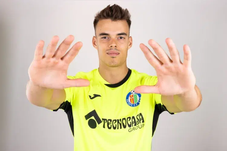 2189b25f df4d 4847 aaf6 2c7fcc22d229 44