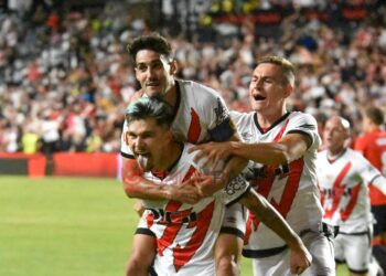 Primer gol Ratiu
