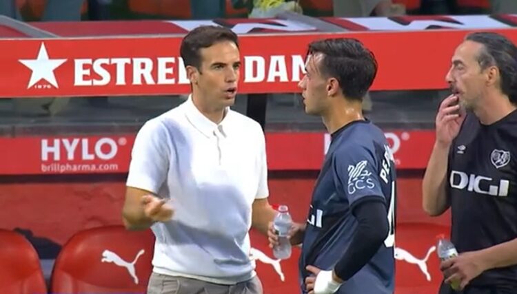 Pedro Díaz debutó como titular ante el Girona 1 Pedro Díaz Girona