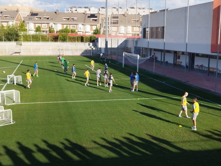 El Rayo Vallecano arranca la semana del primer parón por selecciones 1 img 5298 1