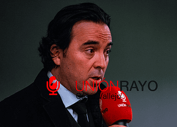 La explicación de Martín Presa a la ausencia de la franja en las equipaciones del Rayo 10 Martín Presa