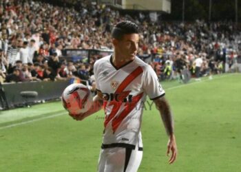 James contesta a cobeño