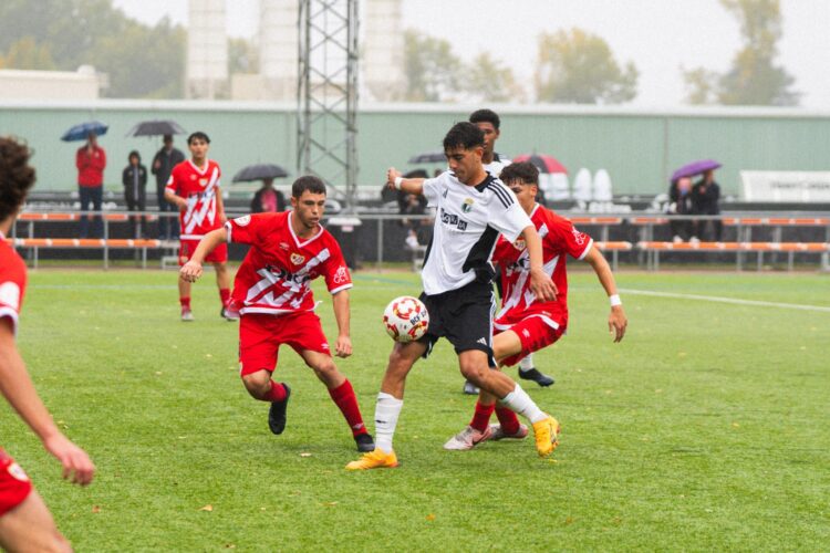 Burgos vs Rayo Juvenil A. Vía: X: @LaFactoriaBCF