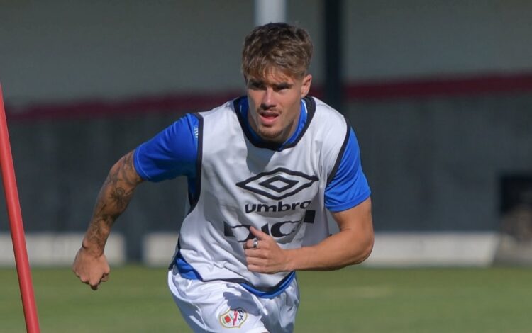 El Rayo Vallecano vuelve al trabajo con Pep Chavarría al margen y sin RDT 1 Pep Chavarría