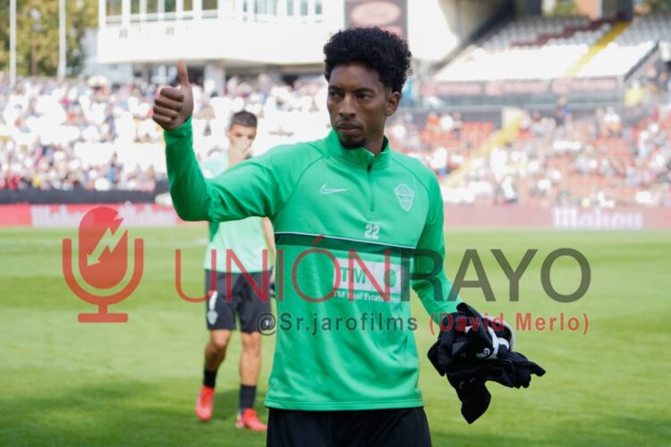 El exrayista Mojica, un viejo conocido vuelve a escena ante el Rayo 1 Mojica