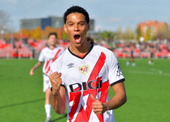 Etienne Eto'o. Vía: @RayoVallecano