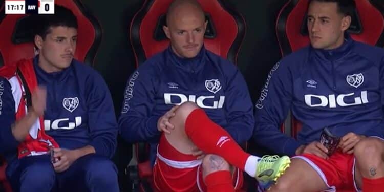 Isi y Camello banquillo