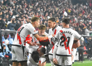 El Rayo Vallecano cierra el 'complicado' mes de diciembre con 6/12 puntos posibles 22 Rayo celebración