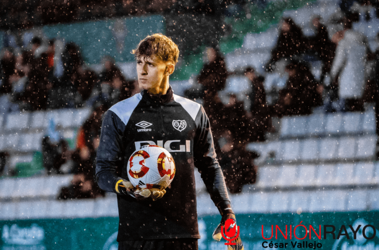 Adrián y Miguel viajan a Ferrol