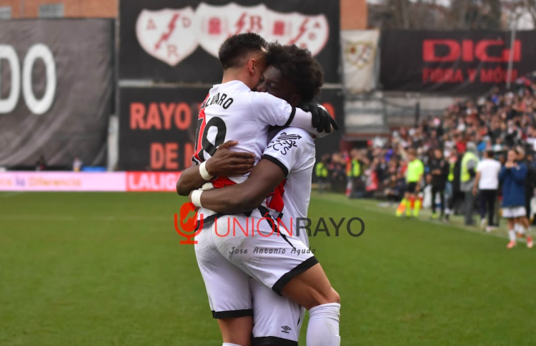 Rayo celebración gol Nteka y Álvaro García