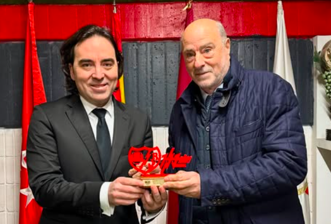 Presa obsequio centenario Real Sociedad