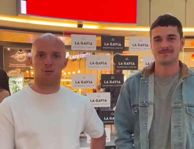 Isi y Camello firmaron autógrafos en el Centro Comercial La Gavia 1 Camello Isi
