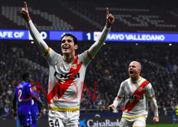 Camello alcanza 100 partidos con el Rayo Vallecano 21 Camello
