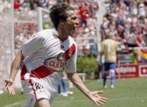 OFICIAL: Trejo renueva con el Rayo Vallecano hasta 2026 4 Trejo