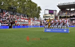 La letra de "El Rayo Fui Yo" repartida en las puertas del estadio de Vallecas en el partido ante el Sevilla 3 Afición Vallecas El Rayo Fui Yo