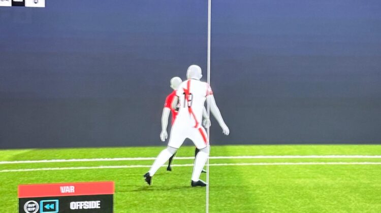 Soto Grado anuló el gol de Jorge de Frutos por un fuera de juego milimétrico 1 fuera de juego gol De Frutos Rayo Osasuna