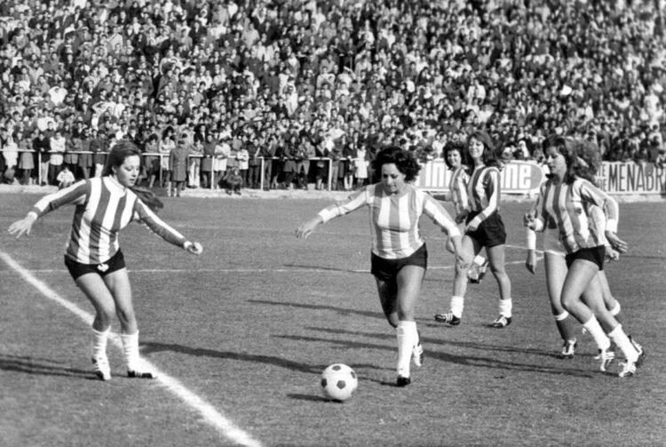 Rocio Jurado y Lola Flores en Vallecas