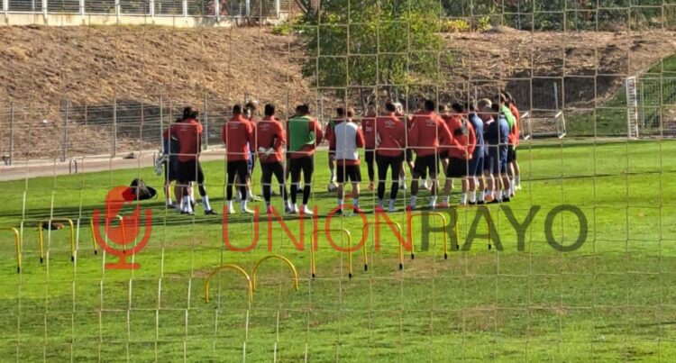 Mumin se ejercita en solitario en el último entrenamiento del Rayo previo al duelo de Copa ante el Yuncos 1 entrenamiento Rayo