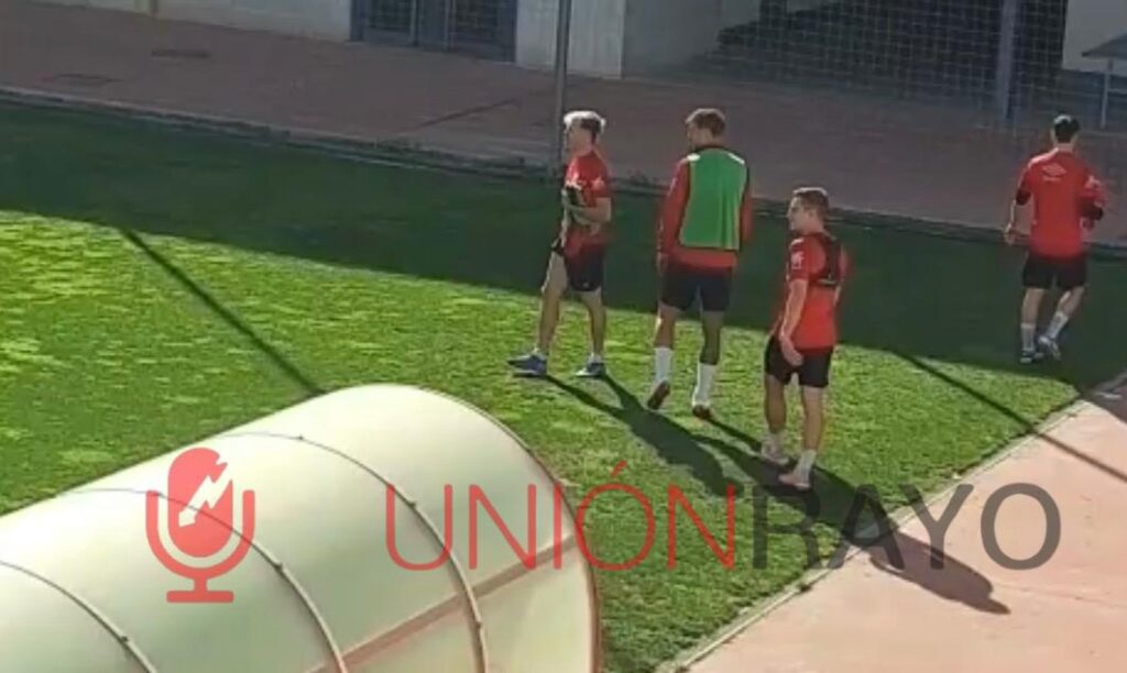 Mumin se ejercita en solitario en el último entrenamiento del Rayo previo al duelo de Copa ante el Yuncos 3 entrenamiento Rayo