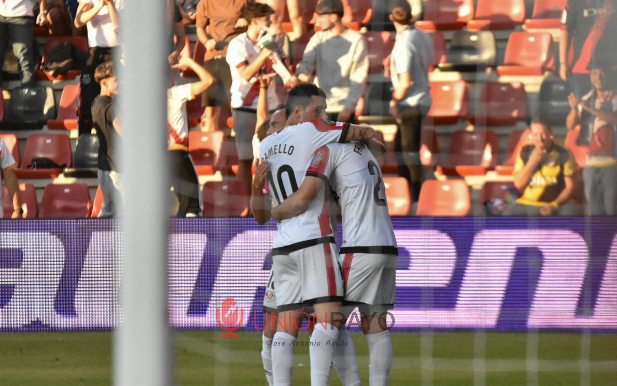 fc1eb4b0 f693 4ba2 8b62 8e64c59689cd