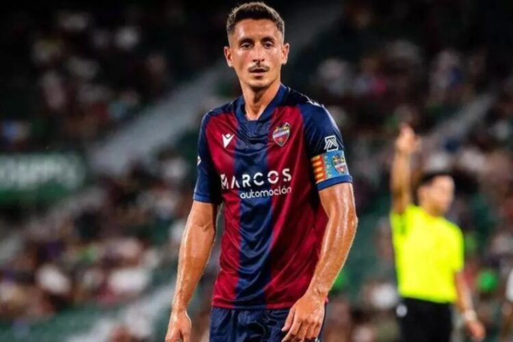 Rayo sigue de cerca a Pablo Martínez