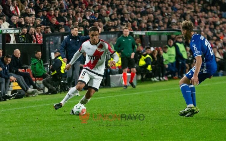 Trejo encadena tres titularidades consecutivas en Conference 1 Bajas jagiellonia