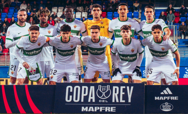Fuente: Web oficial del Elche. Alineación del Elche en el partido de 1/16 de Copa contra el Eibar