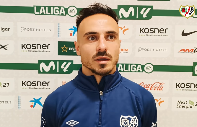 Álvaro García declas elche-rayo 2025-26