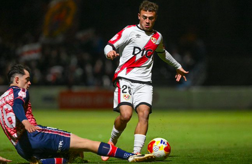 Samu Becerra. Vía: RayoVallecano