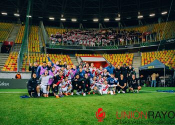 aficionados desplazamiento Rayo Óscar