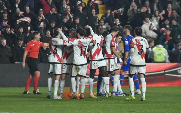 8229e186 0bb5 41b9 b72a 203445fede7a