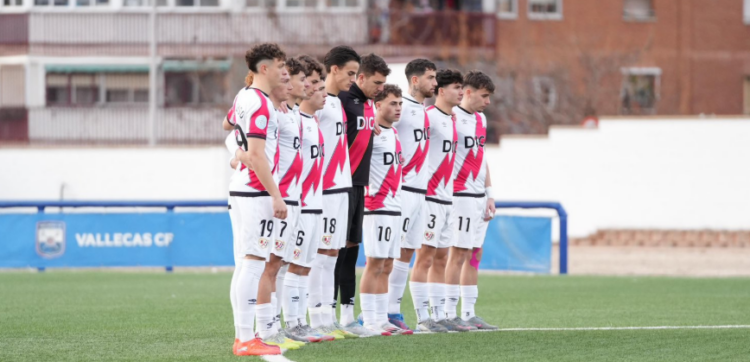 El Rayo B cae en el Virgen de la Torre ante el Fuenlabrada (1-2) 1 Rayo Vallecano B. Vía: @Rayo_academia