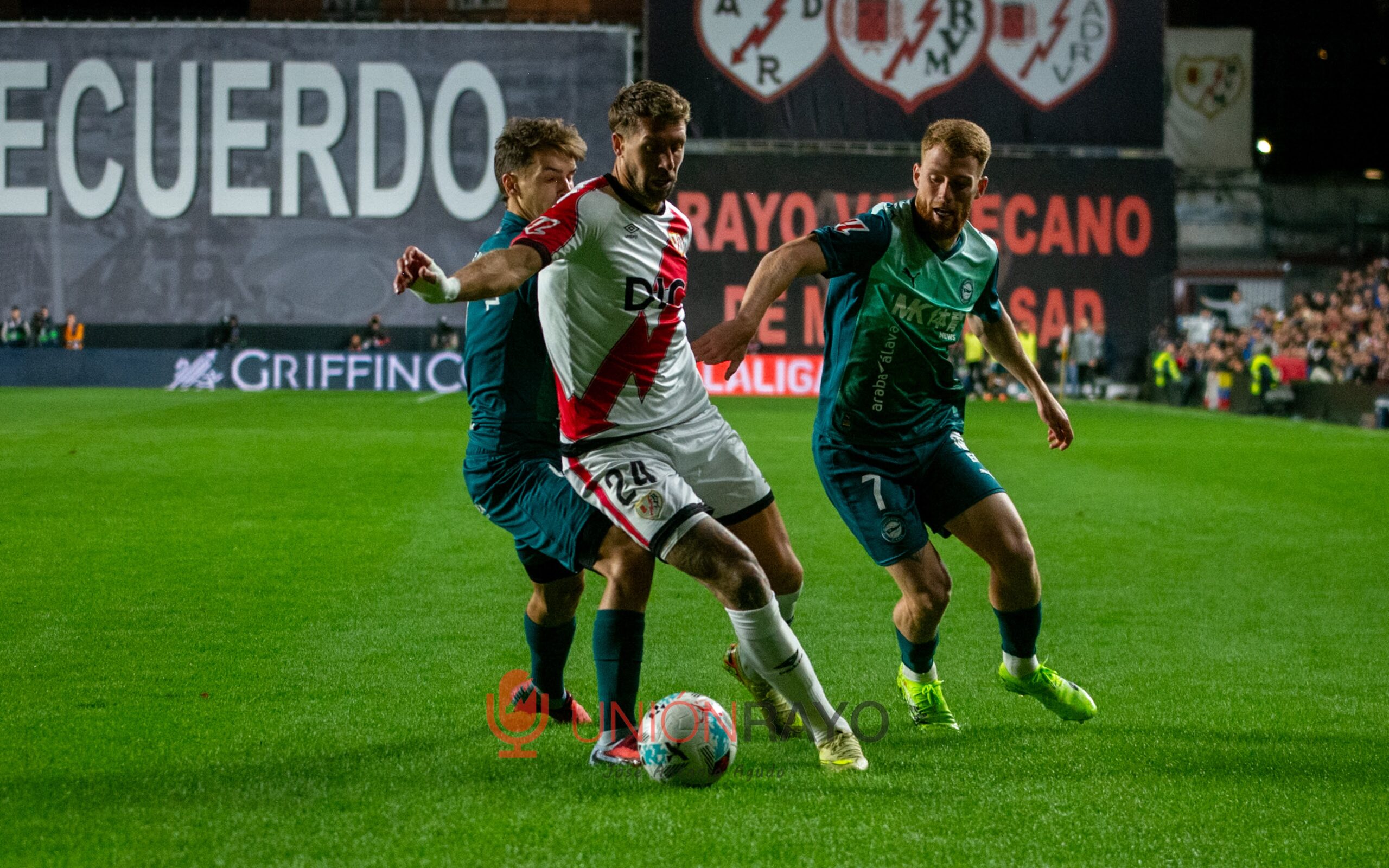 El Rayo Vallecano buscará repetir el resultado de la temporada pasada en Mendizorroza 2 IMG 9605 scaled