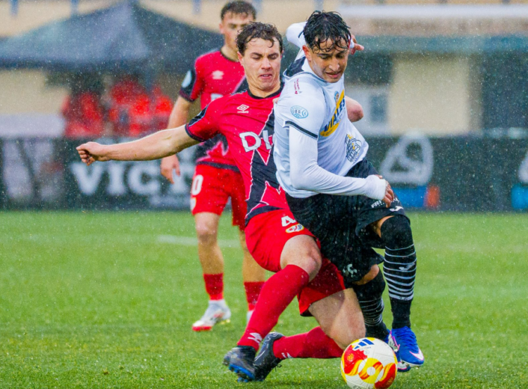 Conquense 2-1 Rayo B: "El filial deja escapar los puntos en el descuento" 1 Conquense-Rayo B. Vía: @UBConquense