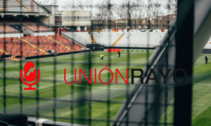 césped Estadio de Vallecas