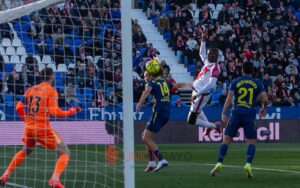Nobel Mendy se marcha cojeando del último duelo con su selección 2 Nobel Mendy