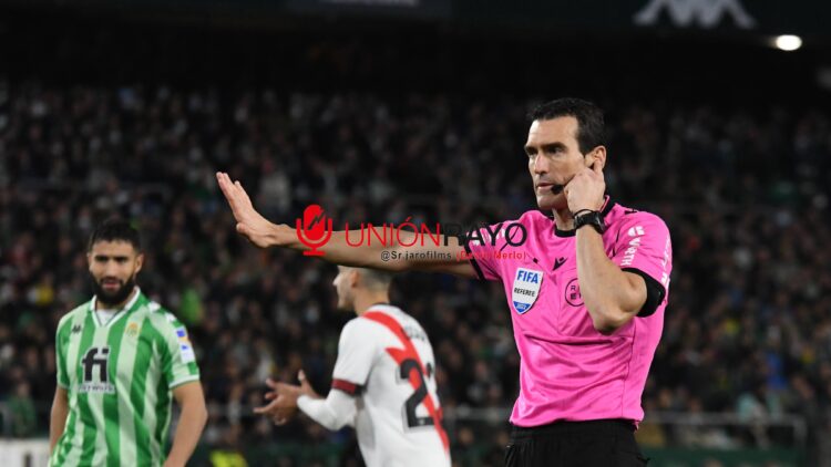 Rayo Juan Martínez Munuera